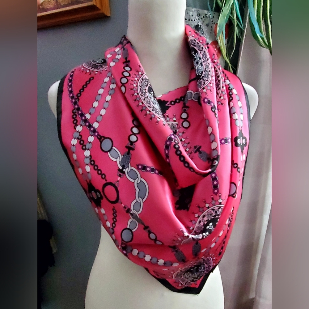 Silky Pink Chain Design Scarf